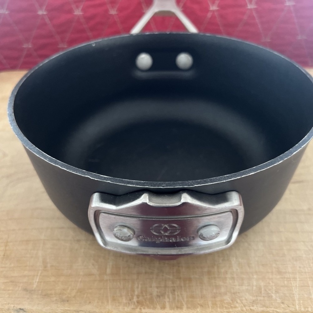 Calphalon PREMIER 2.5 Quart Hard Anodized Nonstick Saucepan *Model 87025 - Picture 2 of 6